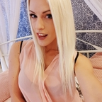 blanchebradburr (Blanche Bradburry) OnlyFans Leaked Pictures and Videos 

 profile picture