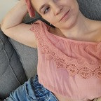 Onlyfans leaks briefly 

 profile picture