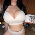 Busty Lyra @busty_lyra Leaks OnlyFans 

 profile picture