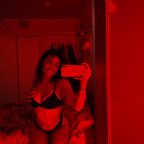 clarkjizzy (Jizzy Clark) OnlyFans Leaks 

 profile picture