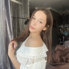 ellieleen1 OnlyFans Leak 

 profile picture