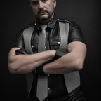 englishleathermaster (English Leather Master) OnlyFans Leaks 

 profile picture