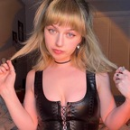 Faye🧚🏼‍♀️ (@fayepixie) Leak OnlyFans 

 profile picture