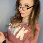 Glassescutie24 @glassescutie24 Leaked OnlyFans 

 profile picture
