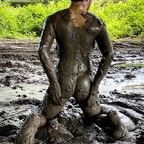 lesgetmessy OnlyFans Leak 

 profile picture