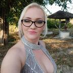 liapierce (Lia Pierce) free OnlyFans content 

 profile picture