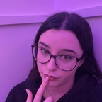 Lilly Moore (lilly.moore) Leaks OnlyFans 

 profile picture