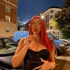lolalowe (lola lowe) free OnlyFans content 

 profile picture