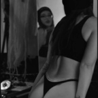 Loréna @lorenaluv Leak OnlyFans 

 profile picture