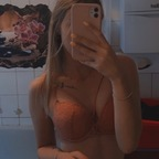 Onlyfans leak melinahbe 

 profile picture