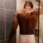 roshaunn OnlyFans Leak 

 profile picture