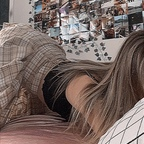 Emily (@subwaysk8ter) Leaks OnlyFans 

 profile picture