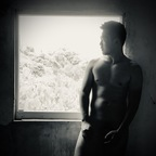 vingtiemejuin (Aaroneric) free OnlyFans Leaked Pictures & Videos 

 profile picture